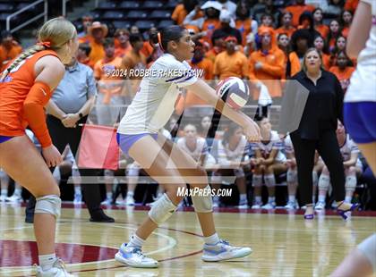 Thumbnail 1 in Grand Oaks vs. Fulshear (UIL 6A Volleyball Division 1 Final) photogallery.