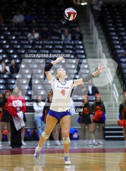 Thumbnail 2 in Grand Oaks vs. Fulshear (UIL 6A Volleyball Division 1 Final) photogallery.