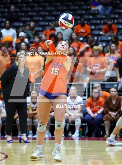 Thumbnail 2 in Grand Oaks vs. Fulshear (UIL 6A Volleyball Division 1 Final) photogallery.