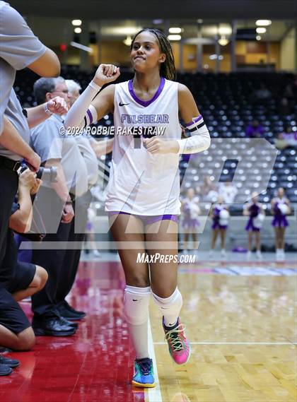 Thumbnail 3 in Grand Oaks vs. Fulshear (UIL 6A Volleyball Division 1 Final) photogallery.