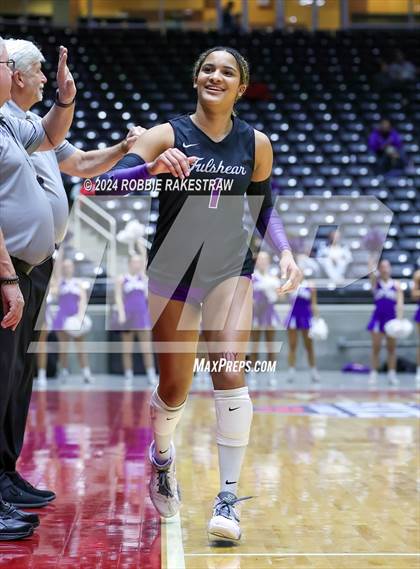 Thumbnail 2 in Grand Oaks vs. Fulshear (UIL 6A Volleyball Division 1 Final) photogallery.