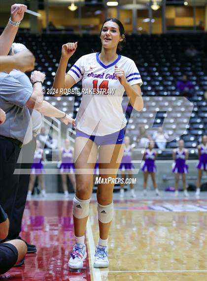 Thumbnail 2 in Grand Oaks vs. Fulshear (UIL 6A Volleyball Division 1 Final) photogallery.