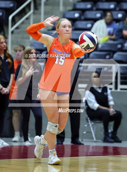 Thumbnail 2 in Grand Oaks vs. Fulshear (UIL 6A Volleyball Division 1 Final) photogallery.