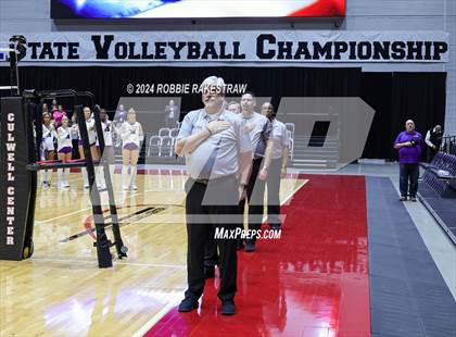 Thumbnail 1 in Grand Oaks vs. Fulshear (UIL 6A Volleyball Division 1 Final) photogallery.