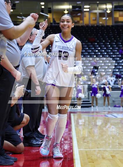 Thumbnail 1 in Grand Oaks vs. Fulshear (UIL 6A Volleyball Division 1 Final) photogallery.