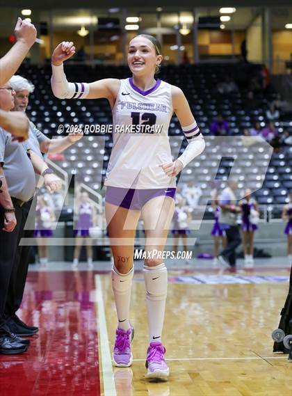 Thumbnail 3 in Grand Oaks vs. Fulshear (UIL 6A Volleyball Division 1 Final) photogallery.