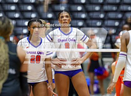 Thumbnail 3 in Grand Oaks vs. Fulshear (UIL 6A Volleyball Division 1 Final) photogallery.