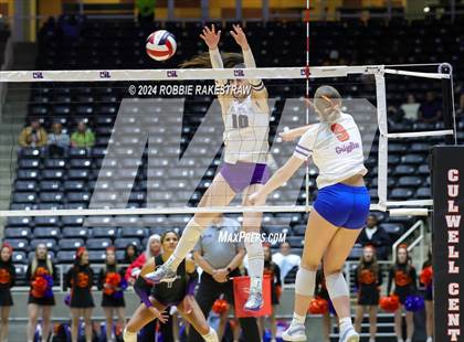 Thumbnail 2 in Grand Oaks vs. Fulshear (UIL 6A Volleyball Division 1 Final) photogallery.