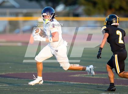 Thumbnail 3 in Spanish Springs @ Simi Valley photogallery.