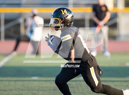 Thumbnail 2 in Spanish Springs @ Simi Valley photogallery.