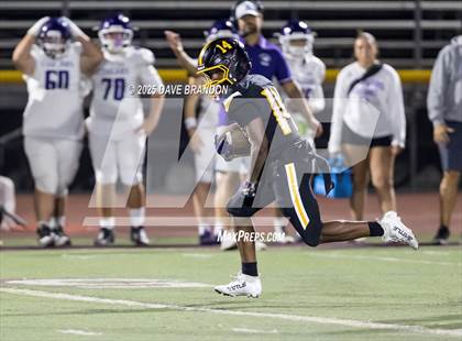 Thumbnail 3 in Spanish Springs @ Simi Valley photogallery.