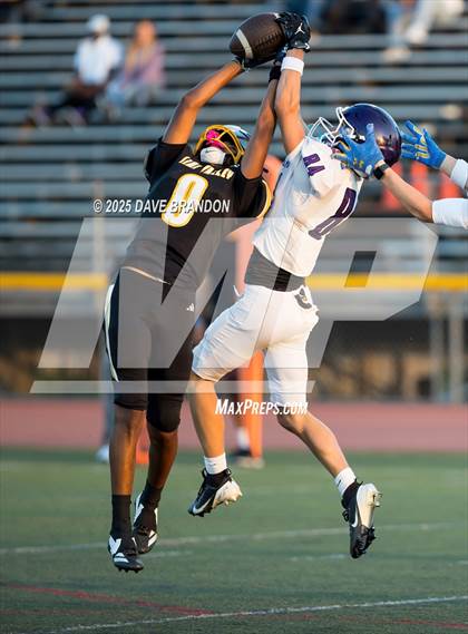 Thumbnail 3 in Spanish Springs @ Simi Valley photogallery.