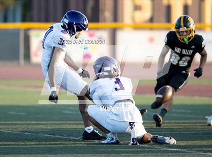 Thumbnail 1 in Spanish Springs @ Simi Valley photogallery.