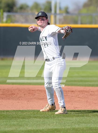 Thumbnail 1 in Staley vs. Columbine (Coach Bob Invitational) photogallery.