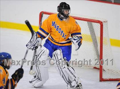 Thumbnail 3 in Mahopac @ Carmel photogallery.