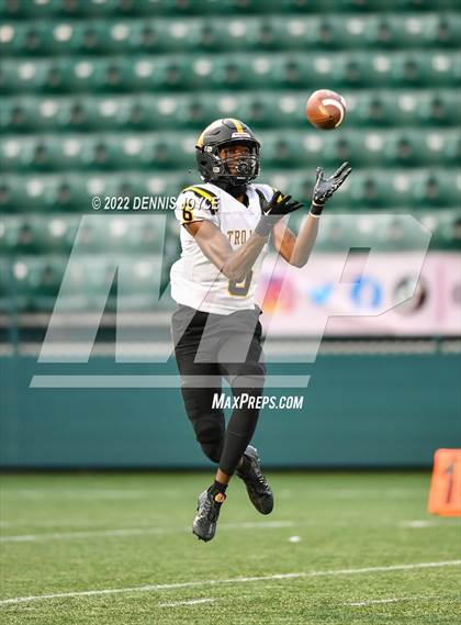 Thumbnail 3 in Wilson Magnet/Early College International vs. Greece Athena photogallery.