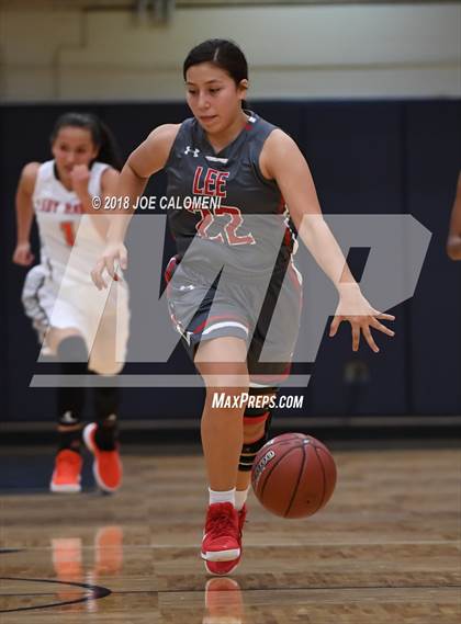 Thumbnail 1 in Harlingen South vs Lee [Robert E.] (NISD Basketball Tournament) photogallery.