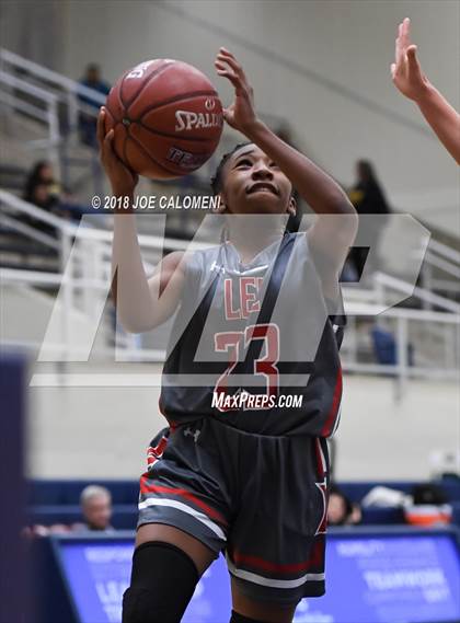 Thumbnail 3 in Harlingen South vs Lee [Robert E.] (NISD Basketball Tournament) photogallery.
