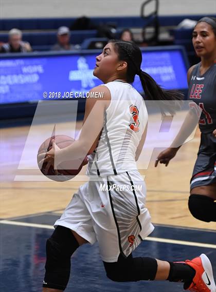 Thumbnail 1 in Harlingen South vs Lee [Robert E.] (NISD Basketball Tournament) photogallery.