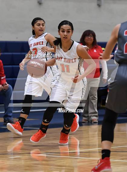 Thumbnail 1 in Harlingen South vs Lee [Robert E.] (NISD Basketball Tournament) photogallery.