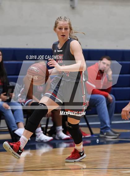 Thumbnail 2 in Harlingen South vs Lee [Robert E.] (NISD Basketball Tournament) photogallery.