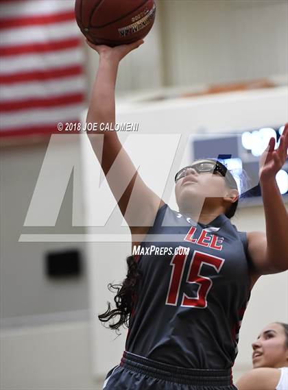 Thumbnail 1 in Harlingen South vs Lee [Robert E.] (NISD Basketball Tournament) photogallery.