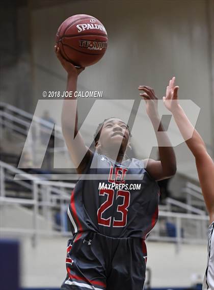Thumbnail 1 in Harlingen South vs Lee [Robert E.] (NISD Basketball Tournament) photogallery.
