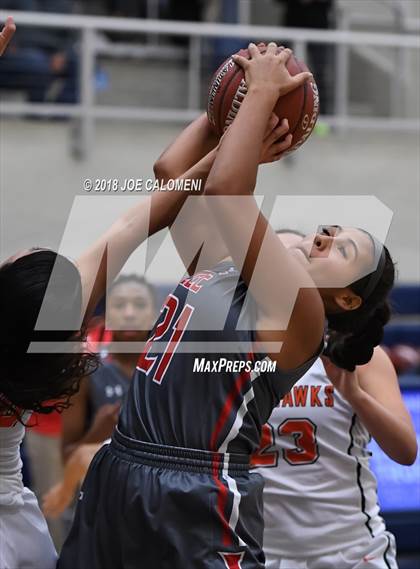 Thumbnail 2 in Harlingen South vs Lee [Robert E.] (NISD Basketball Tournament) photogallery.