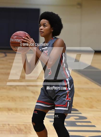 Thumbnail 2 in Harlingen South vs Lee [Robert E.] (NISD Basketball Tournament) photogallery.