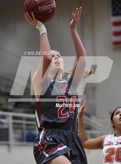 Thumbnail 2 in Harlingen South vs Lee [Robert E.] (NISD Basketball Tournament) photogallery.