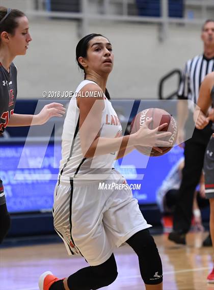 Thumbnail 2 in Harlingen South vs Lee [Robert E.] (NISD Basketball Tournament) photogallery.