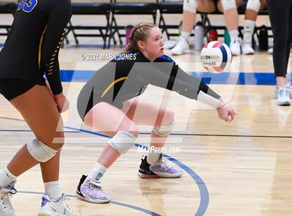 Thumbnail 2 in Phoenix Country Day vs. Scottsdale Christian Academy (PCDS Desert Classic) photogallery.
