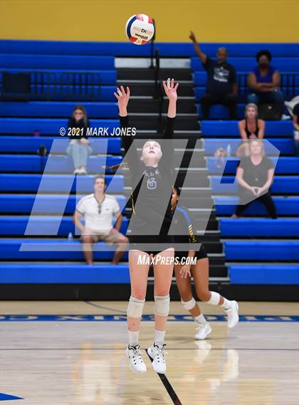 Thumbnail 3 in Phoenix Country Day vs. Scottsdale Christian Academy (PCDS Desert Classic) photogallery.