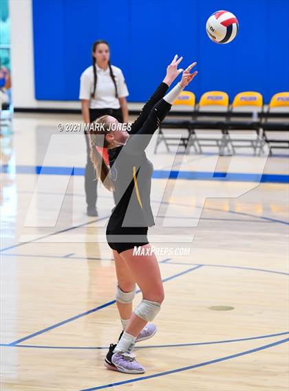 Thumbnail 2 in Phoenix Country Day vs. Scottsdale Christian Academy (PCDS Desert Classic) photogallery.