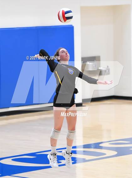 Thumbnail 1 in Phoenix Country Day vs. Scottsdale Christian Academy (PCDS Desert Classic) photogallery.