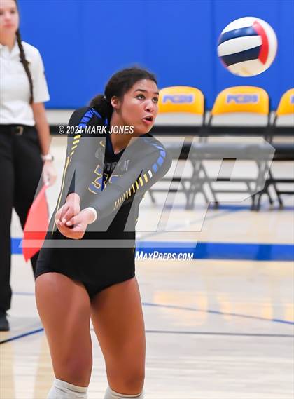 Thumbnail 1 in Phoenix Country Day vs. Scottsdale Christian Academy (PCDS Desert Classic) photogallery.