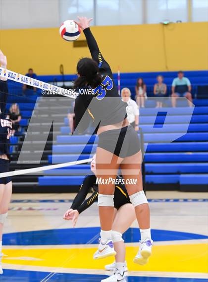 Thumbnail 3 in Phoenix Country Day vs. Scottsdale Christian Academy (PCDS Desert Classic) photogallery.