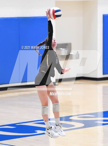 Thumbnail 2 in Phoenix Country Day vs. Scottsdale Christian Academy (PCDS Desert Classic) photogallery.