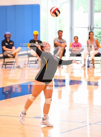 Thumbnail 3 in Phoenix Country Day vs. Scottsdale Christian Academy (PCDS Desert Classic) photogallery.