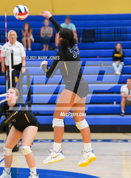 Thumbnail 2 in Phoenix Country Day vs. Scottsdale Christian Academy (PCDS Desert Classic) photogallery.