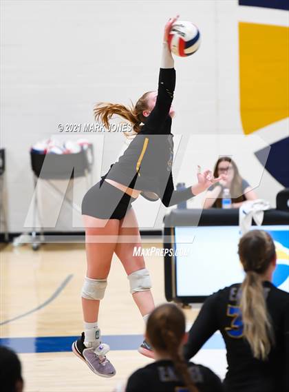 Thumbnail 1 in Phoenix Country Day vs. Scottsdale Christian Academy (PCDS Desert Classic) photogallery.