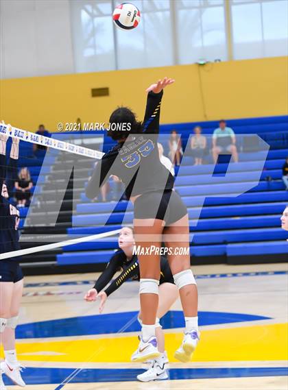 Thumbnail 2 in Phoenix Country Day vs. Scottsdale Christian Academy (PCDS Desert Classic) photogallery.