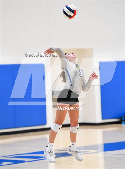 Thumbnail 1 in Phoenix Country Day vs. Scottsdale Christian Academy (PCDS Desert Classic) photogallery.