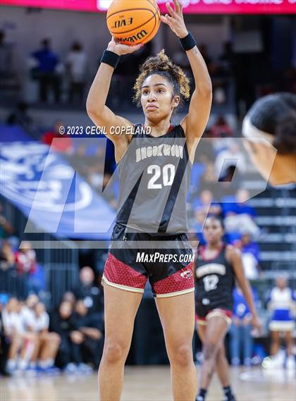 Thumbnail 2 in Brookwood vs. McEachern (GHSA 7A Semifinal) photogallery.