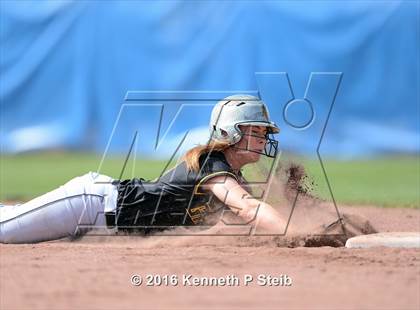 Thumbnail 2 in St. Amant vs Archbishop Hannan (SCC Jamboree) photogallery.