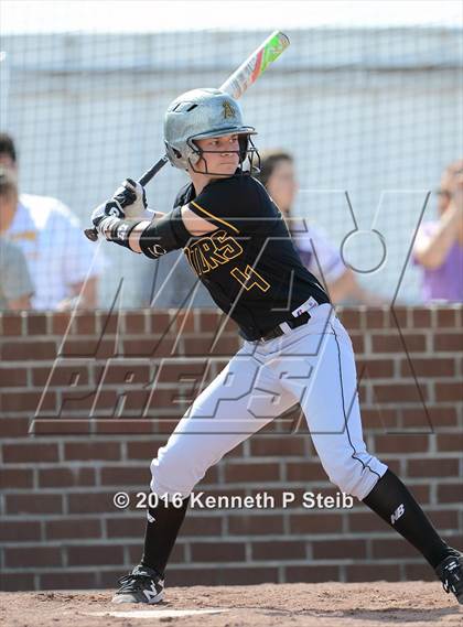 Thumbnail 3 in St. Amant vs Archbishop Hannan (SCC Jamboree) photogallery.