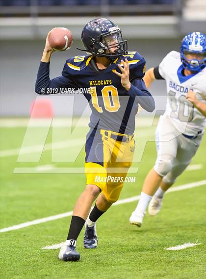 Thumbnail 2 in Joseph City vs. Bagdad (Kick-Off Classic) photogallery.