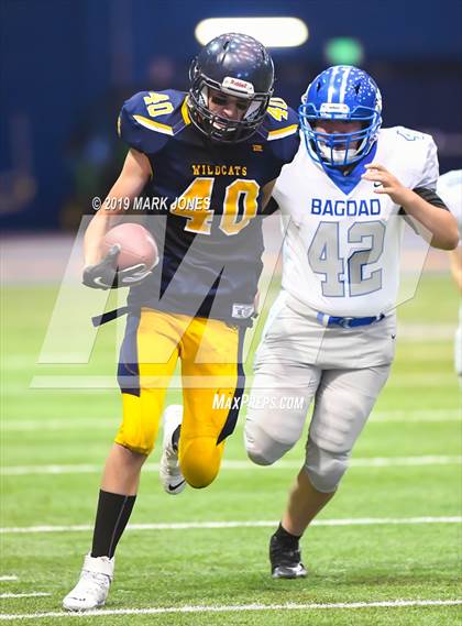Thumbnail 3 in Joseph City vs. Bagdad (Kick-Off Classic) photogallery.