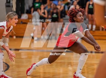 Thumbnail 2 in Langham Creek @ Pasadena photogallery.