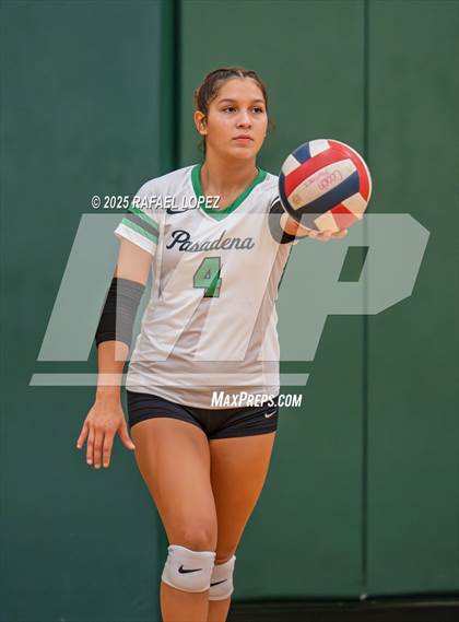 Thumbnail 1 in Langham Creek @ Pasadena photogallery.